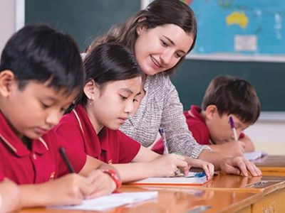 Foreign-teacher-in-Vietnam